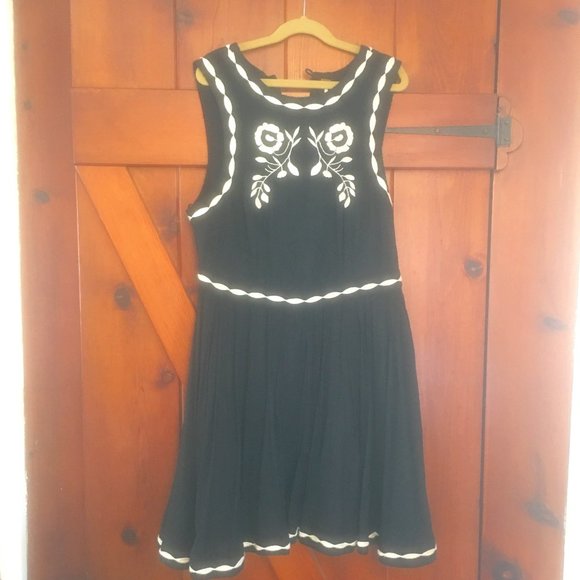 Free People**Size 4**Birds of a Feather Black Dress**Never Worn!!! - Picture 1 of 7